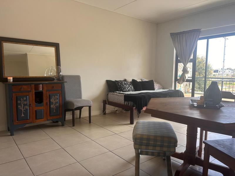 To Let 2 Bedroom Property for Rent in Sandown Western Cape